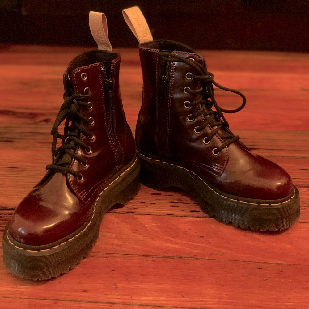 Dr Marten Vegan Jadon II platform boots